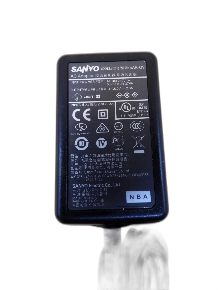 Sanyo Var G9 Ac Adapter Power Supply Charger