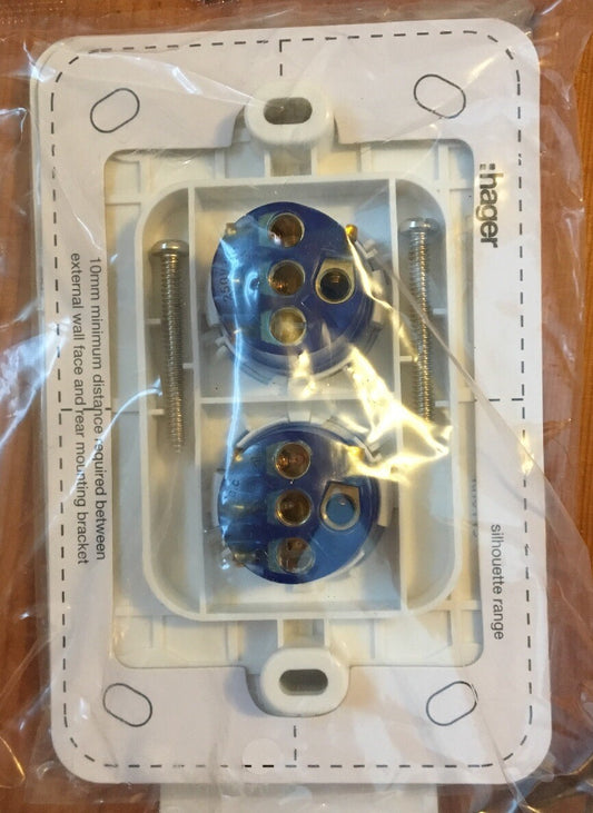 Hager BAKELITE 2-GANG LIGHT SWITCH 16A 1-Pole 240V Flush Mount, Vertical WHITE