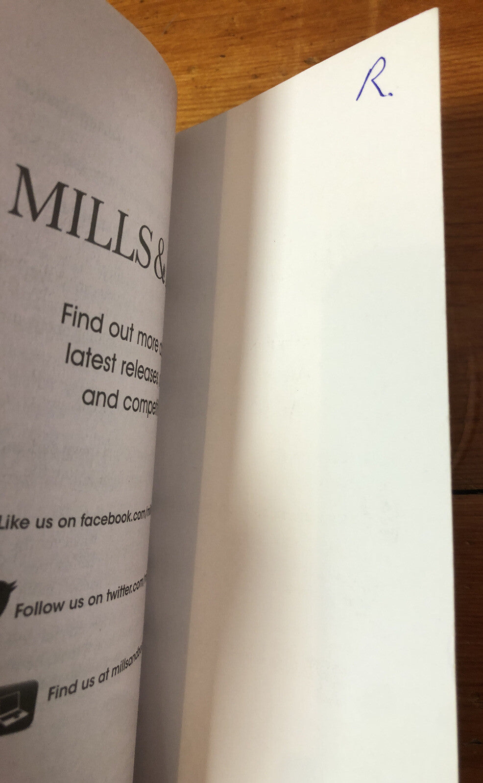 A Father This Christmas ? Louisa Heaton Mills Boon In ok Condition