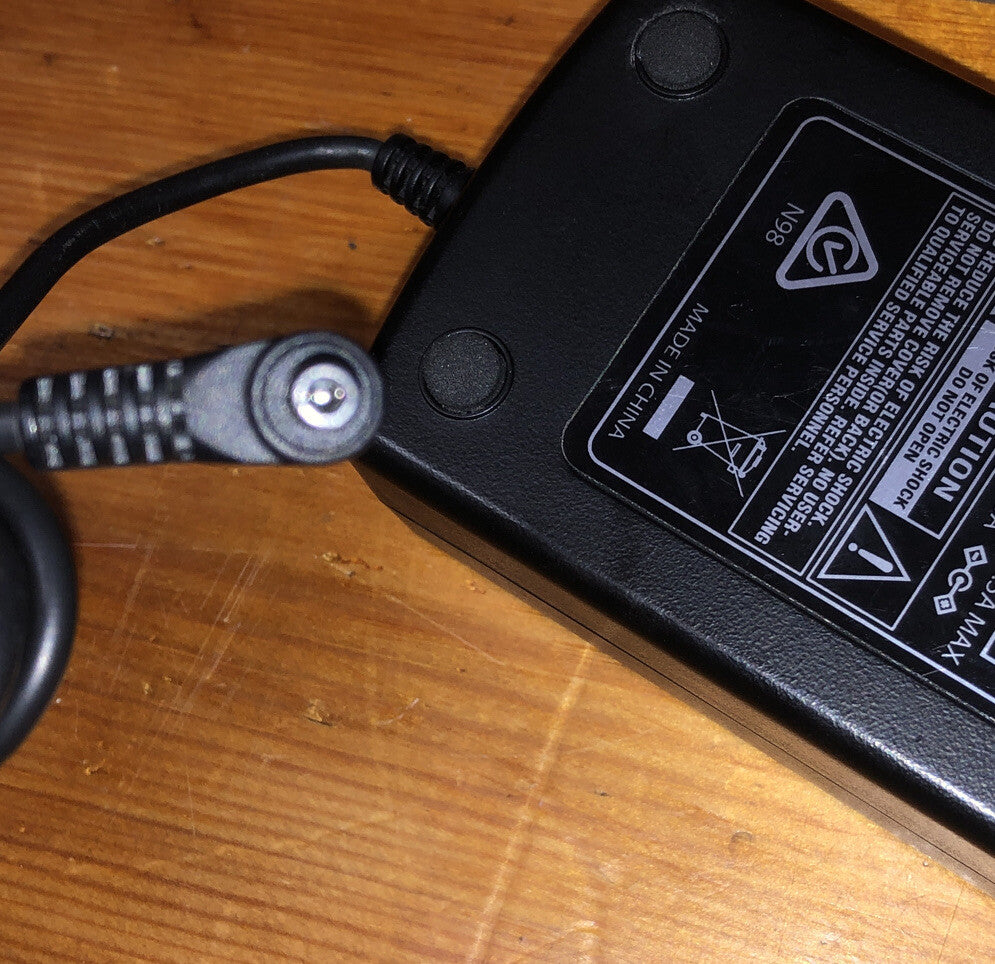 294 AC adapter For LG DP-AC90