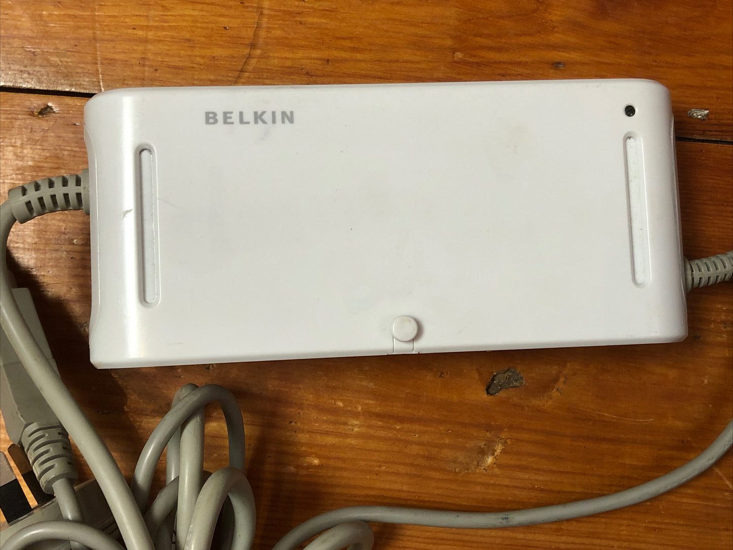327 Belkin F5L014 Universal Power Adapter ONLY ONE ADAPTER 142