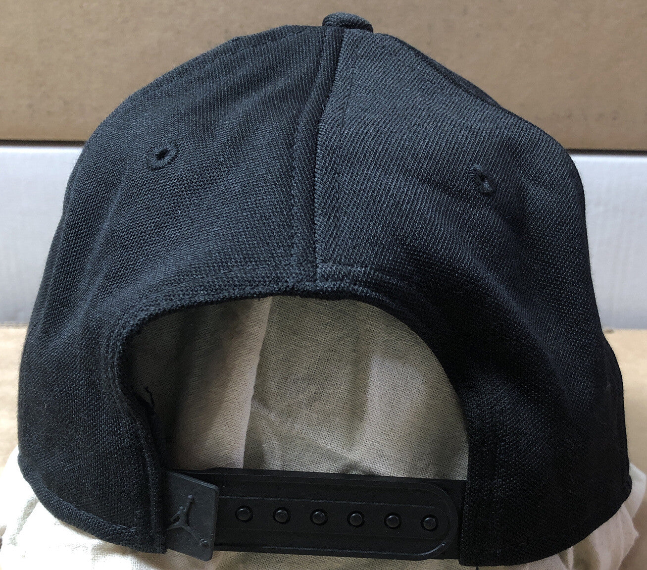 M705 Air Jordan Wings Snap Cap / Hat In Good Condition Adjustable Sizing