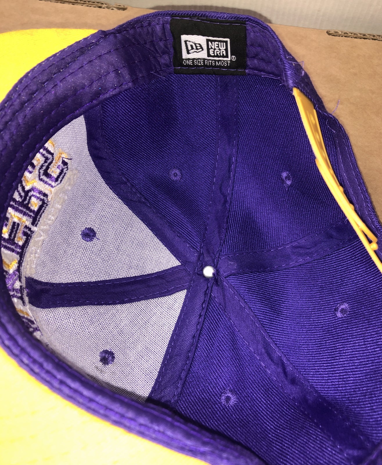M702 Los Angeles Lakers Cap / Hat In Good Condition Adjustable Sizing Free Post