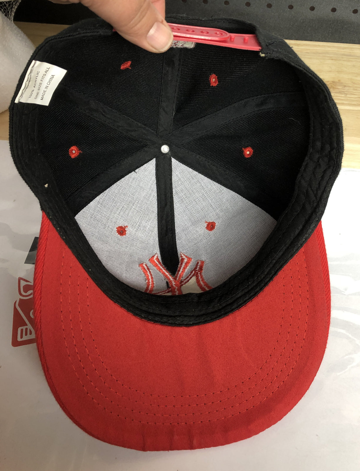 F104 New Yorks Yankees Black Baseball Cap In Good Condition Adjustable Sizing