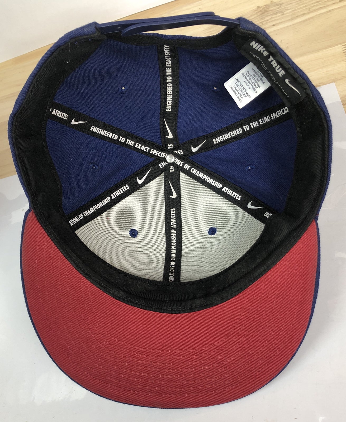 F31 FCB Barca Barcelona Football Club Adjustable Hat Cap Soccer VGC