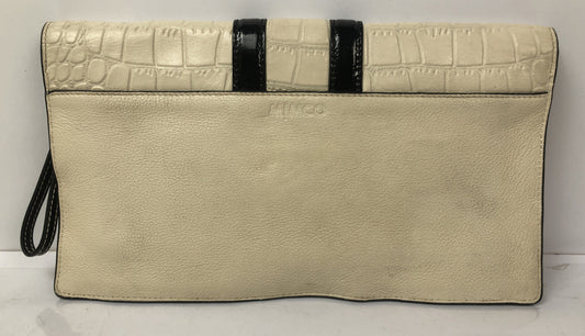 M722 Mimco clutch - Purse Cream Black Leather In Good Condition