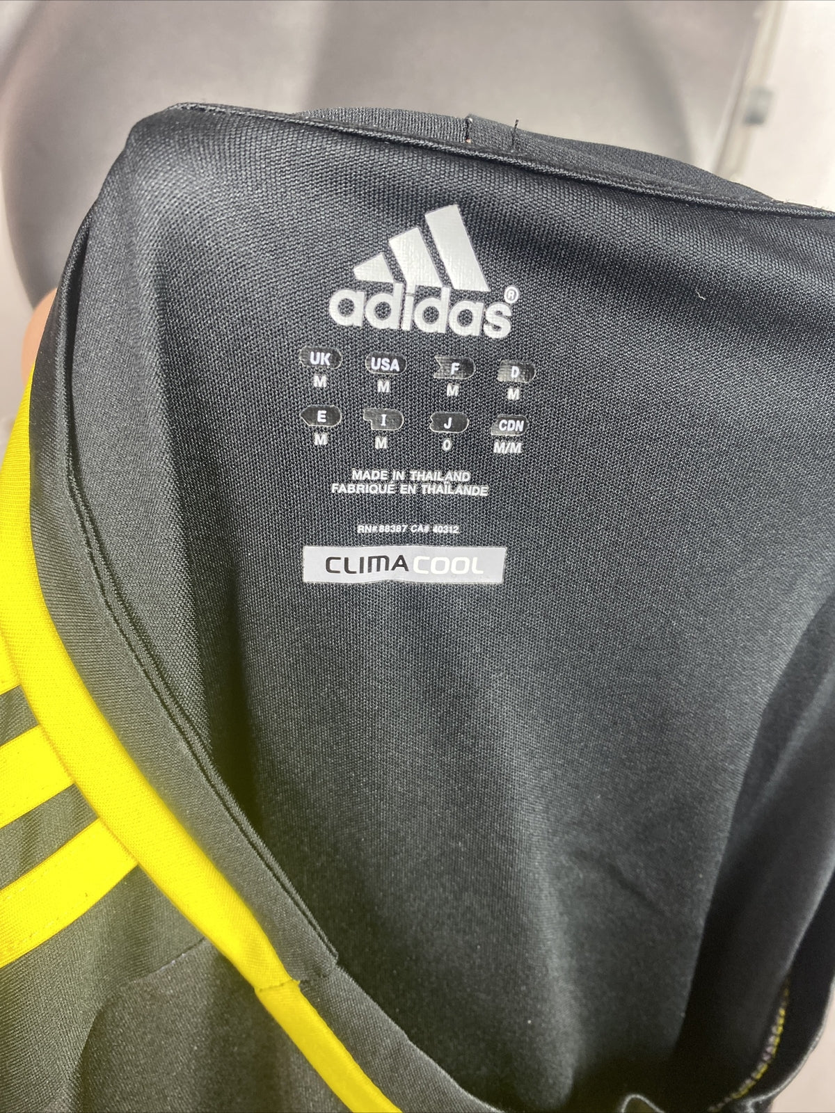 Adidas Chelsea Football Club Short Sleeve Shirt Size M In Good Condition F300
