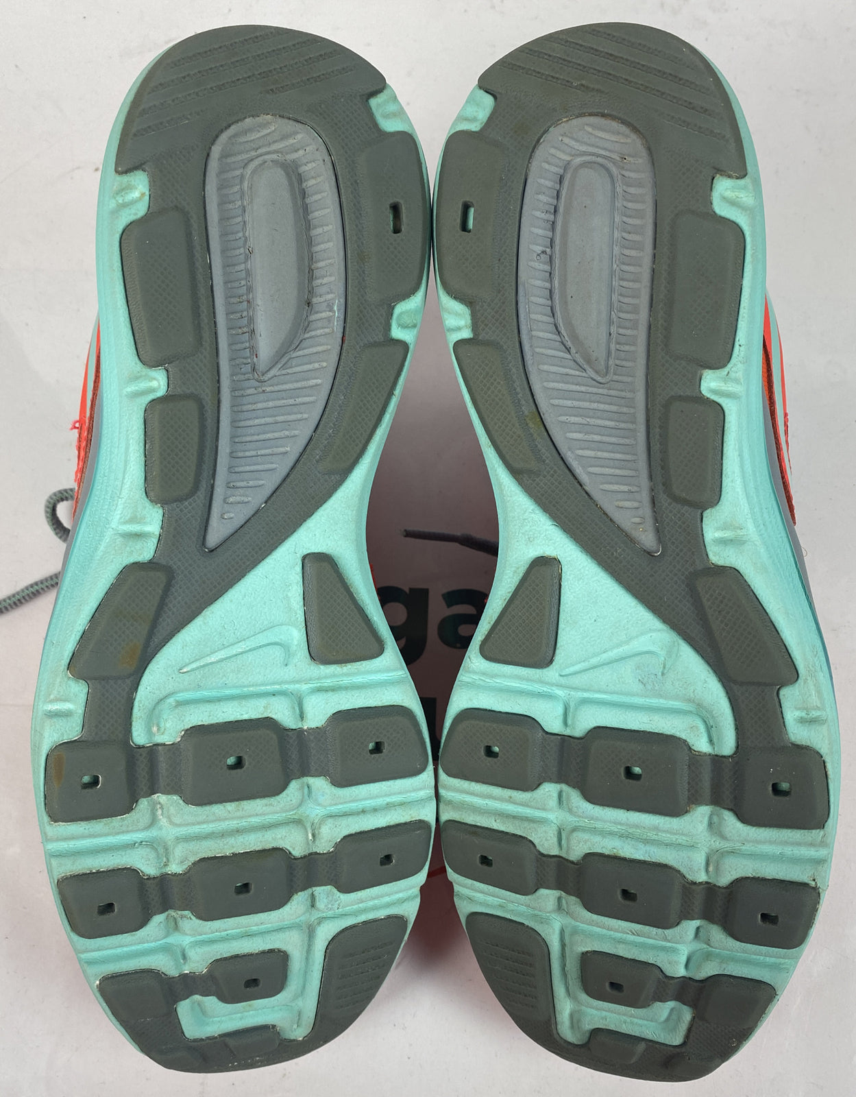 F355 Nike Women Dual Fushion Lite 2 Shoes US 8 UK 5.5 In Good Condition
