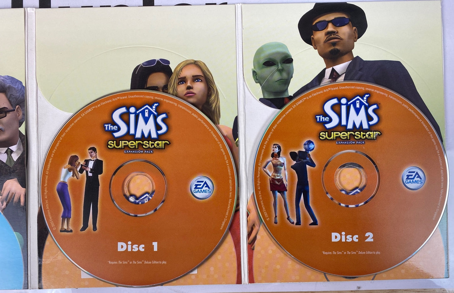The Sims Full House ! Disc Wallet Two PC Expansions Unleashed & Superstar