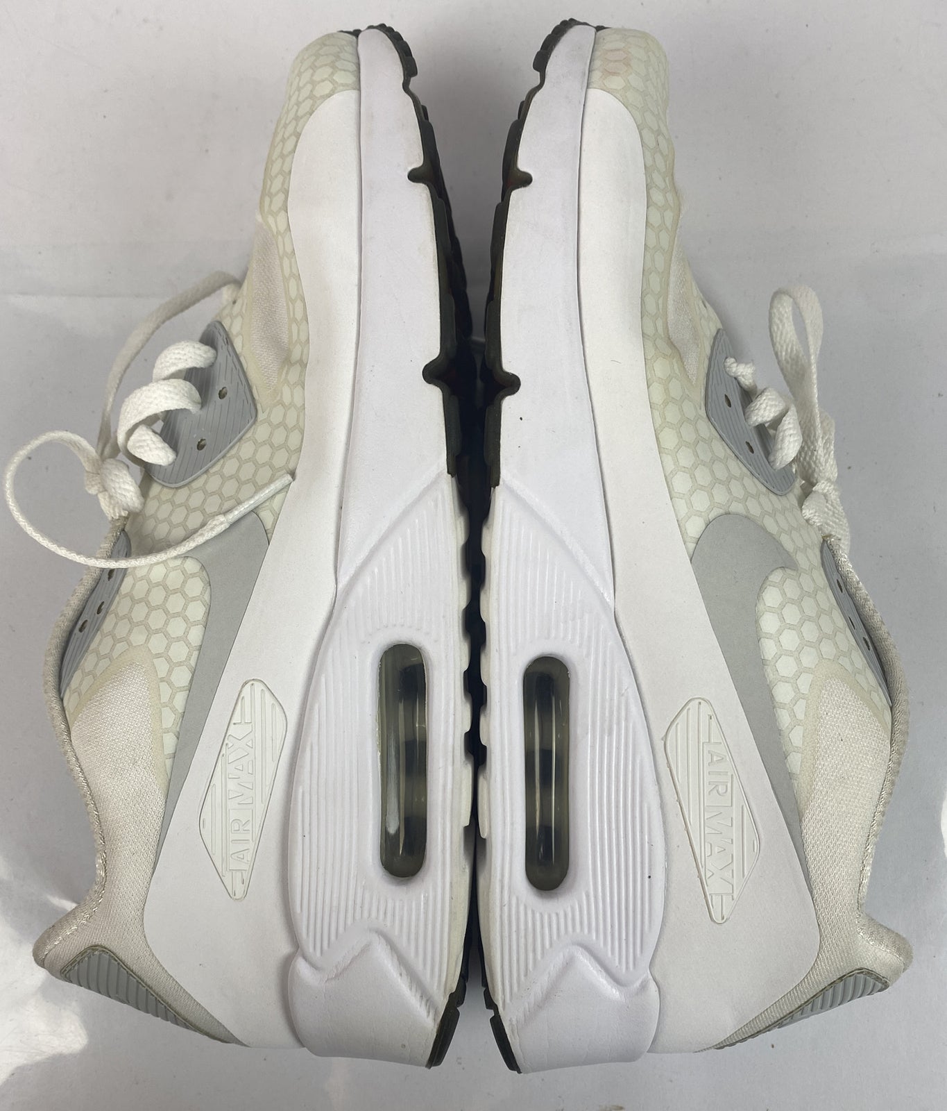 F394 Nike Air Max Shoes US 10 UK 9 In Good Condition