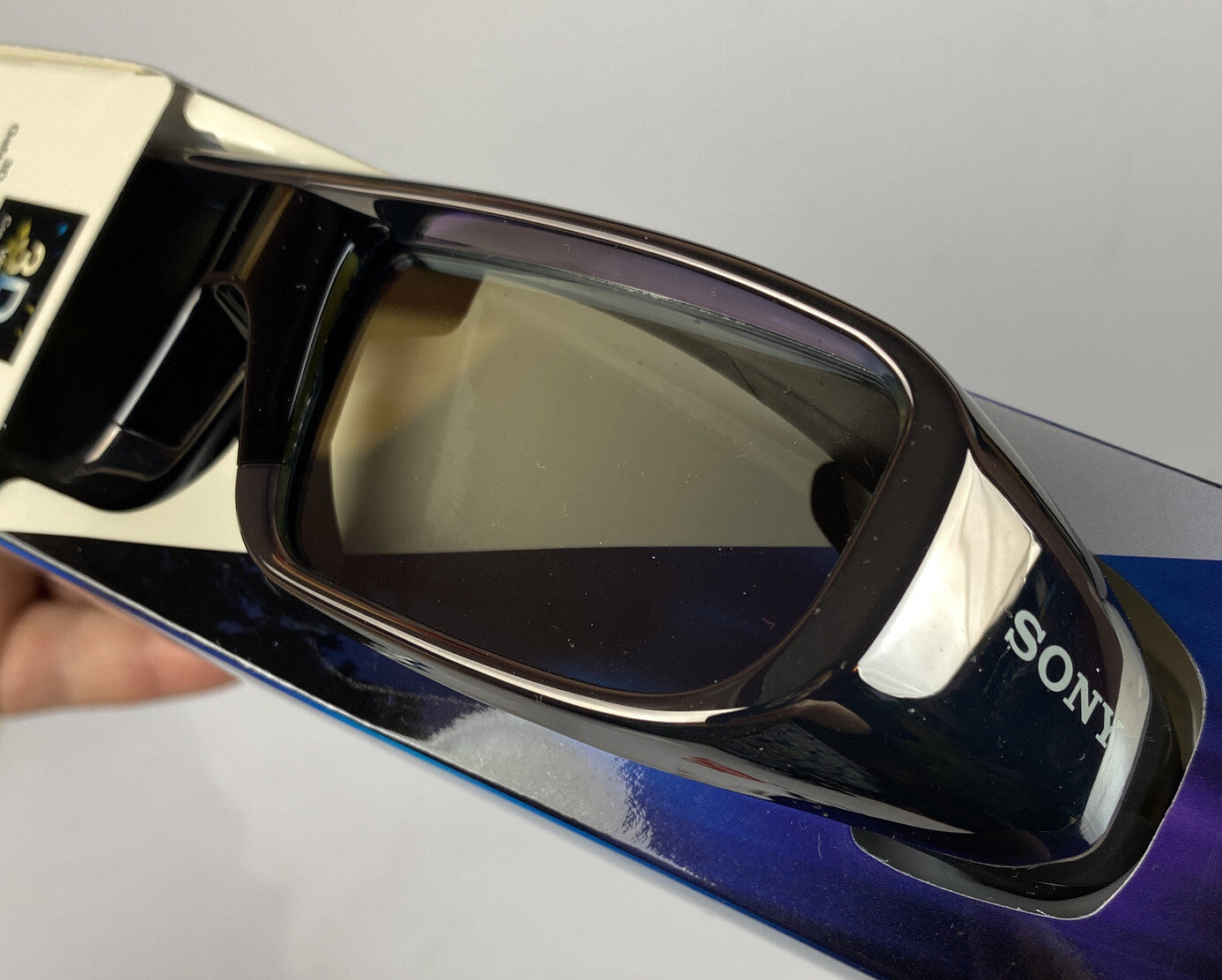M881 Sony TDG-BR100 3D Glasses Cinema 3D In Good Condition