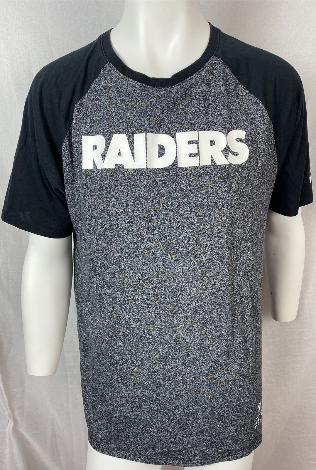 The Nike Tee Raiders NFL Shirt Size XL In Good Condition F453