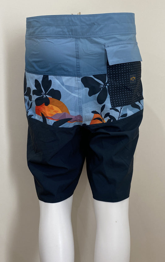 Billabong Recycler Board / Surf / Swimming Shorts Size 38 multiple available