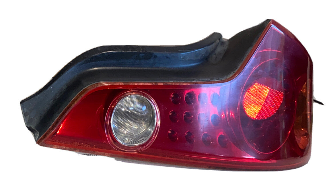 4060 Nissan Skyline V35 Coupe REAR RIGHT HAND Tail Light INFINITI G35 SEDAN 0506