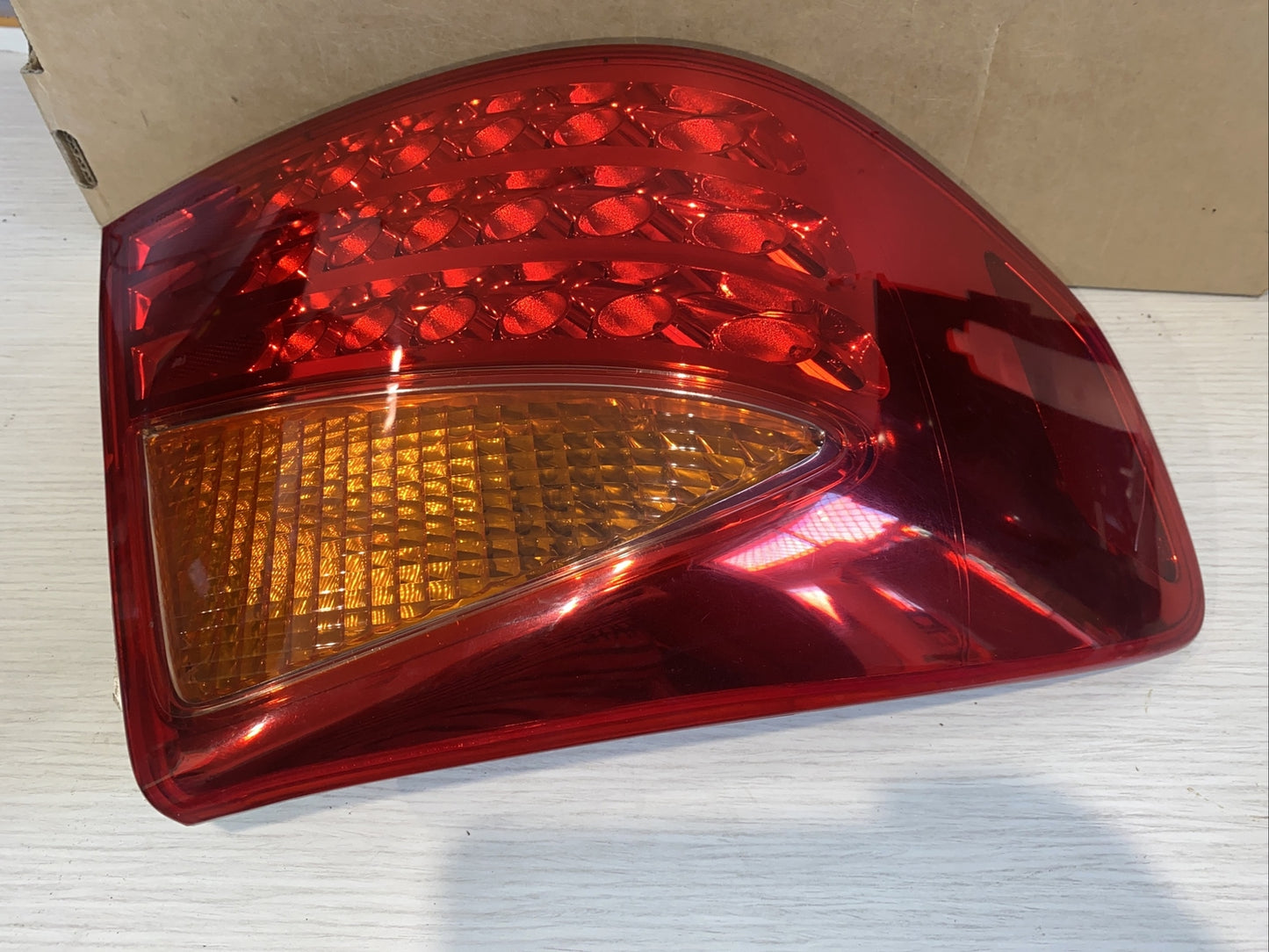 4069 Nissan Skyline V35 REAR LEFT HAND Tail Light INFINITI G35 SEDAN 05 06