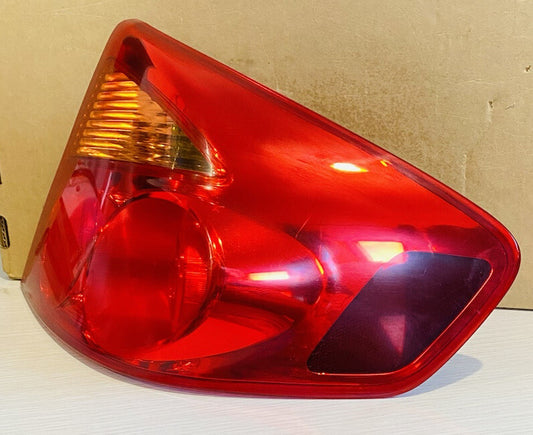 4059 Nissan Skyline V35 REAR RIGHT HAND Tail Light INFINITI G35 SEDAN 05 06