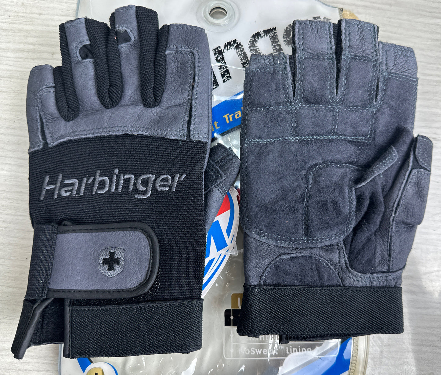 Gym Harbinger Women's Training Flexfit Glove Pair- Black Size - L New Old Stock