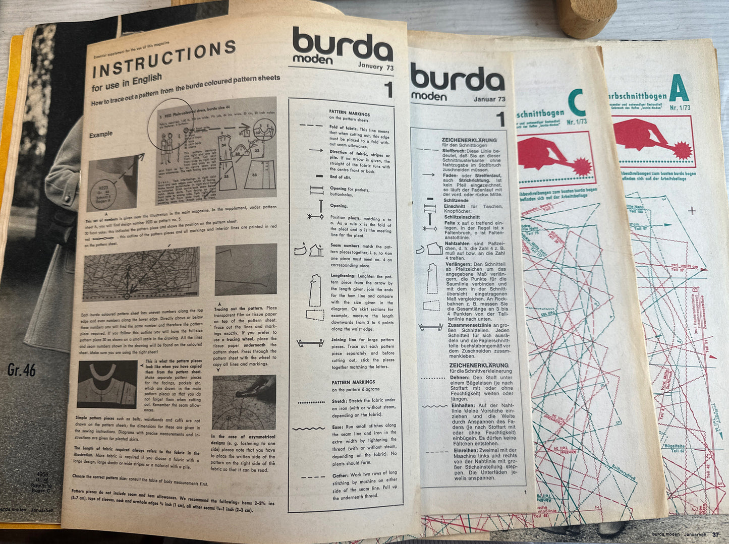 BURDA Moden, Jan 1973, Sewing Magazine German, 70's Vintage In Good Condition