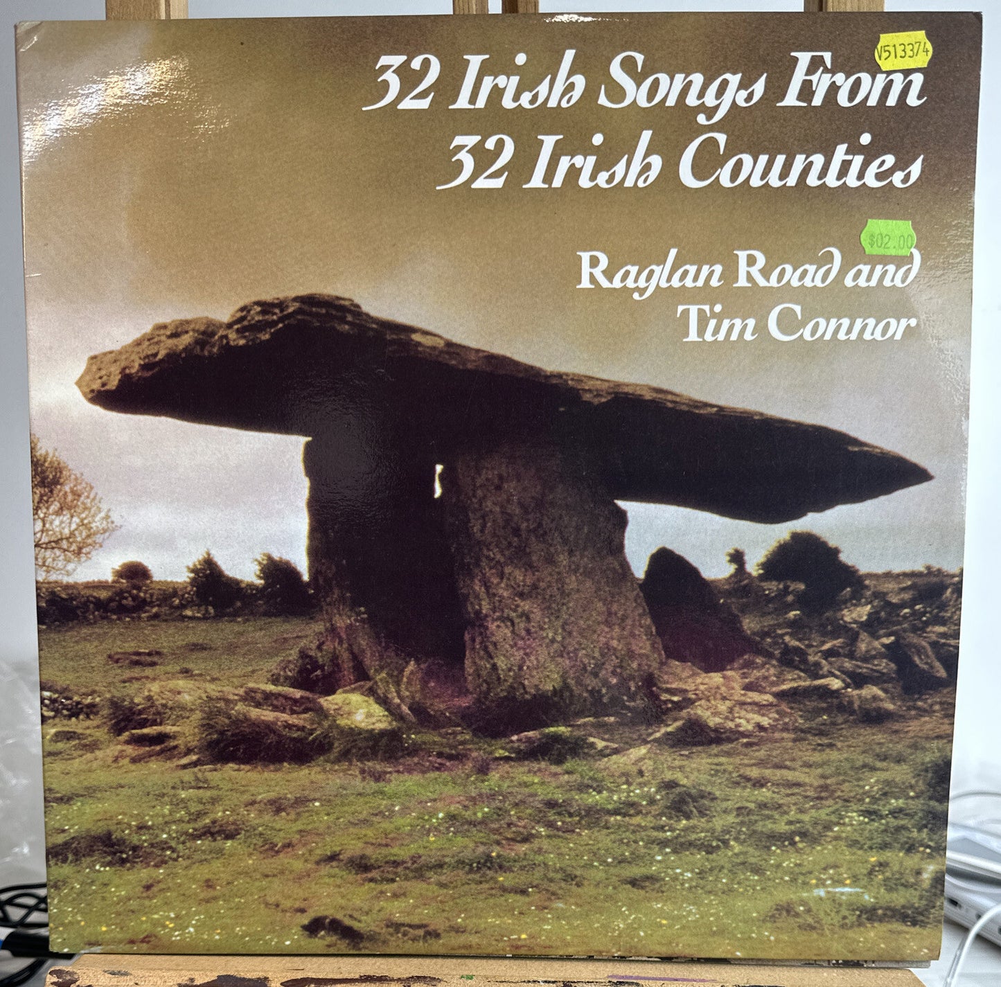 32 Irish Songs from Irish counties - Raglan Road and Tim Connor Vinyl Record VGC
