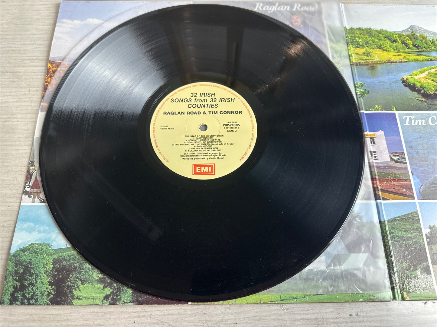 32 Irish Songs from Irish counties - Raglan Road and Tim Connor Vinyl Record VGC