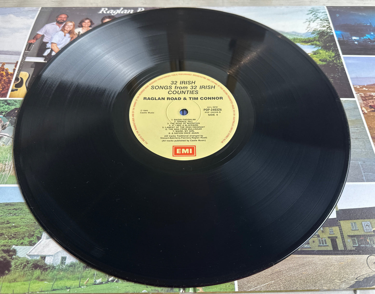 32 Irish Songs from Irish counties - Raglan Road and Tim Connor Vinyl Record VGC