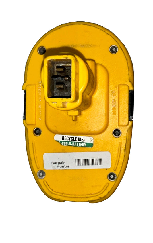 Dewalt 18V Nickel-Cadmium (NiCd) Battery DC9096 SOLD AS PARTS ONLY 4927