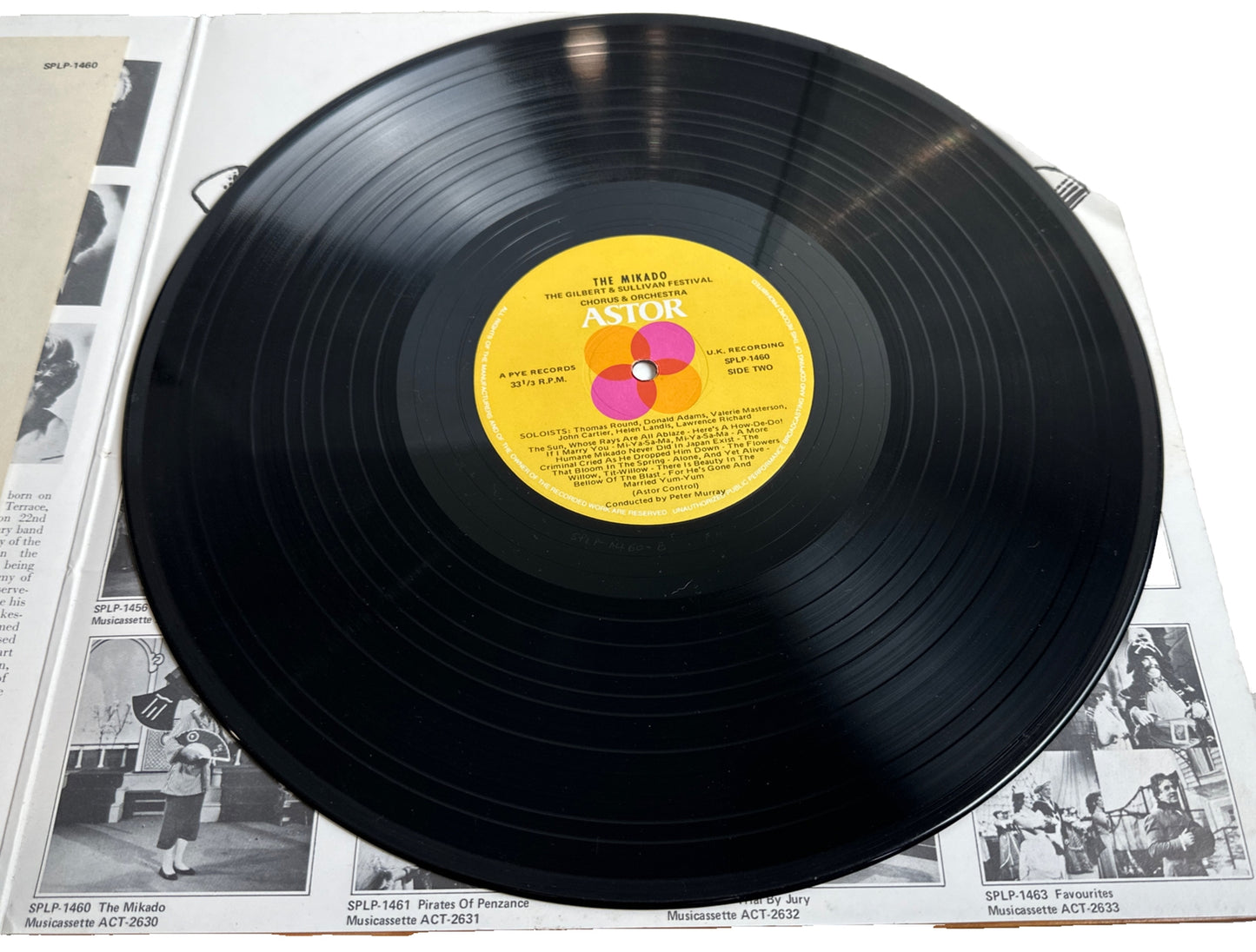 Gilbert & Sullivan - Highlights From The Mikado - 12" Vinyl Record 3948