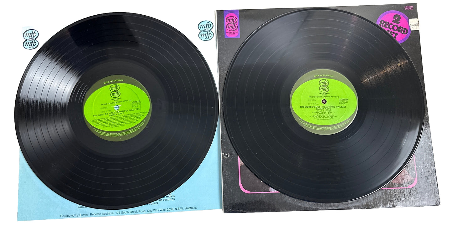 THE WORLD'S MOST BEAUTIFUL WALTZES - Sammy Kaye - 12" Vinyl Record 3863