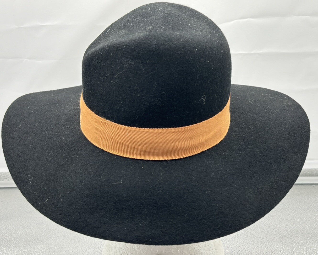 MIMCO Black One Size fit most 100% Wool Brim Metal Logo Fedora Hat In Good Codn