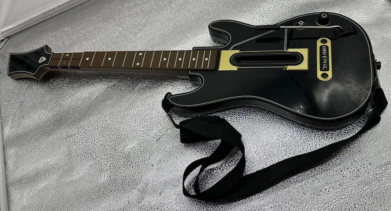 Black Guitar Hero Guitar NO USB DONGLE In Good Cond 0000654 XboxOne PS3 PS4 Xbox