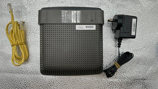 Linksys EA2700 Dual Band N600 Router WiFi Homebase 300Mbps Cisco In GC 5845