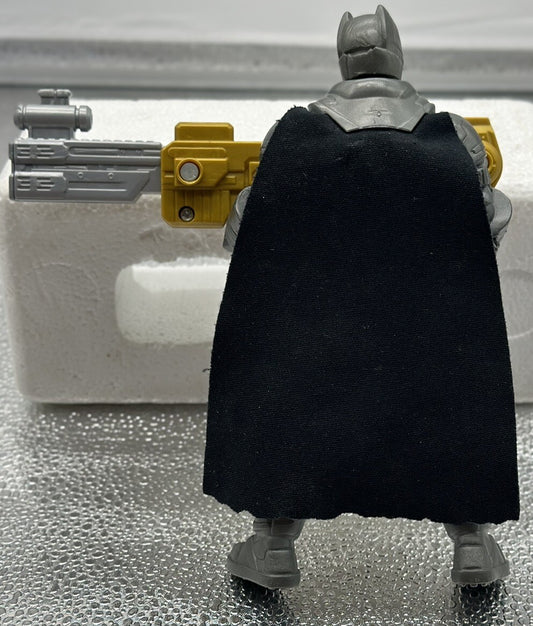 Batman Action Figure DC Comics Mattel 2015 7" #DKN77 In Ok Condition 4783