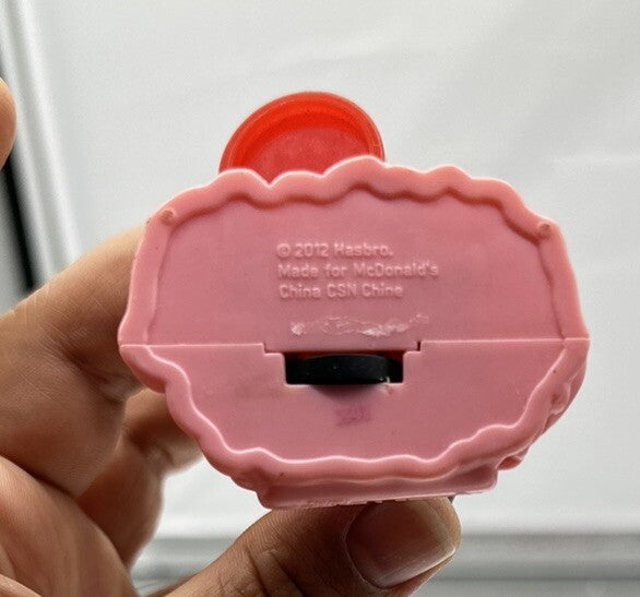 McDonald's My Little Pet Shop Meal Toy features in good condition 4988