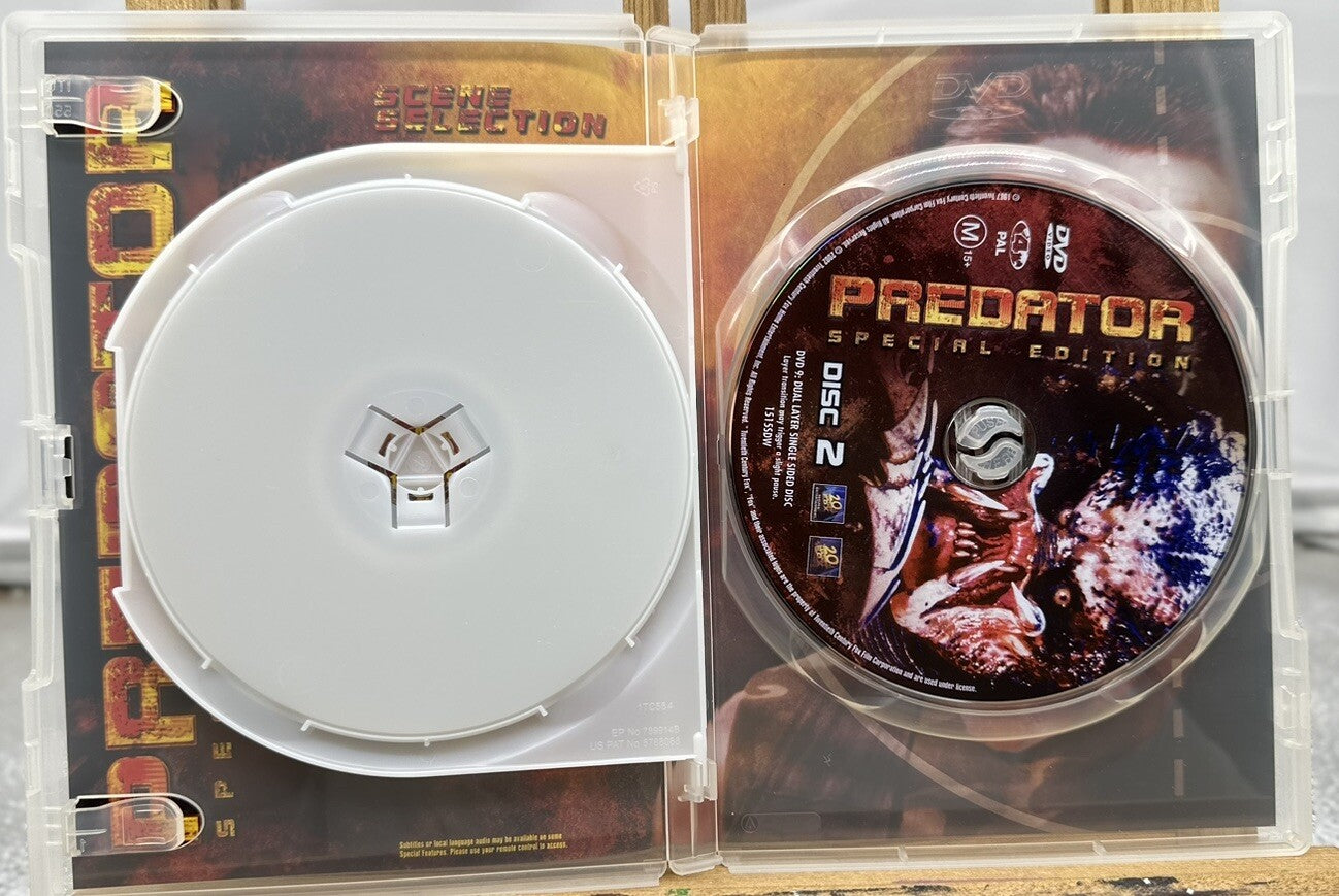 Predator Special Edition 2 Disc Starring Arnold Schwarzenegger DVD In GC