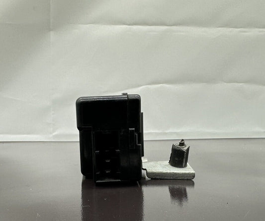 Nissan A31 Cefiro 88-94 Module LIZ (5891)