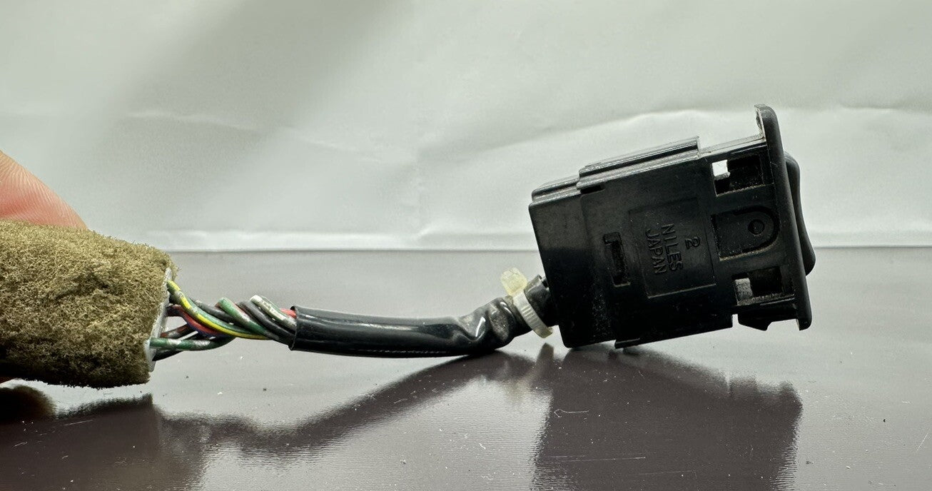 Nissan V35 Coupe Foglight Switch Broken Clips 5883