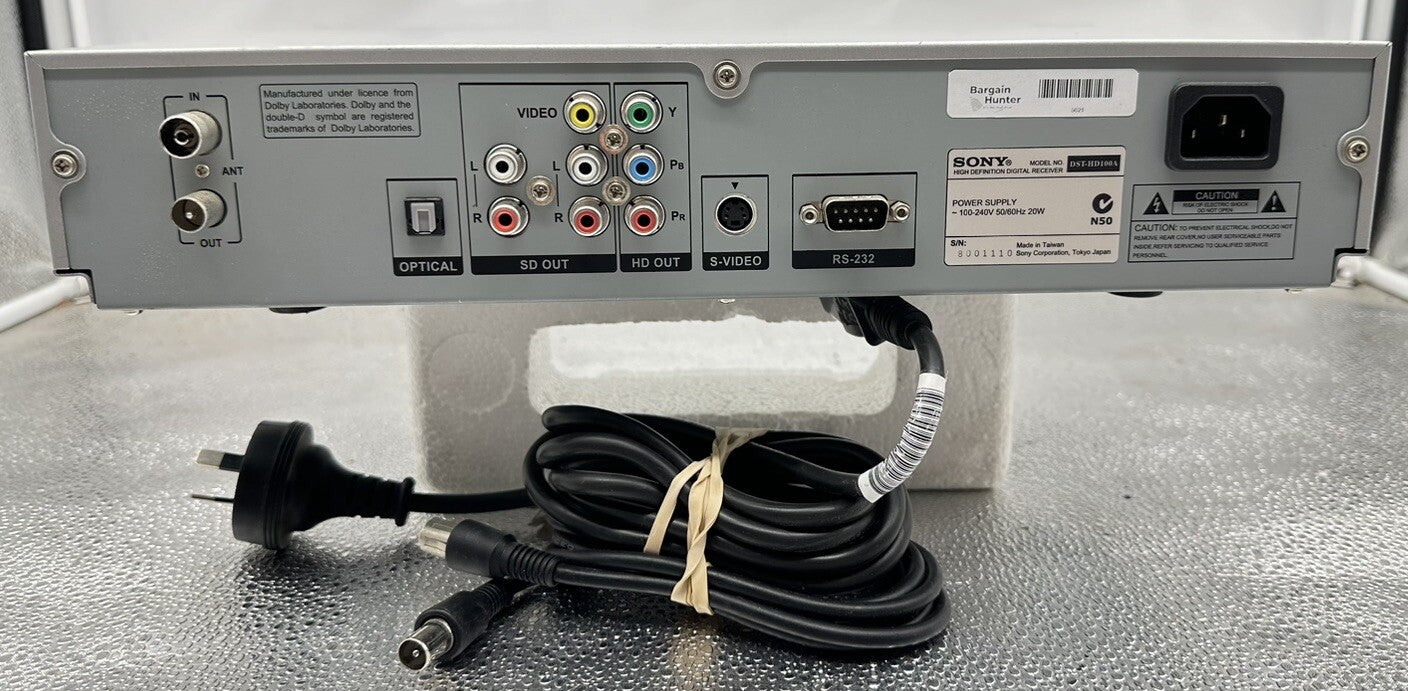 Sony High Definition Digital Receiver Model DST-HD100A - NO Remote 5621