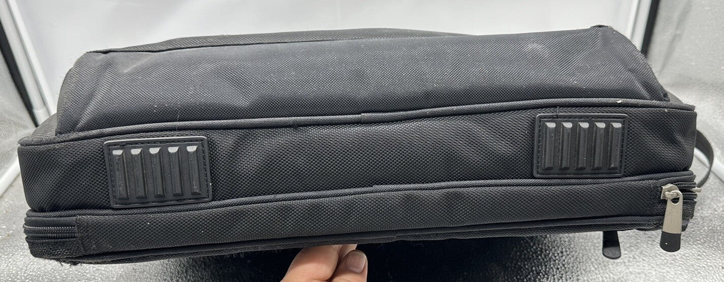 Used Original Dell Laptop Black travel carry bag Fits 13 "14" 15" In Good Condit