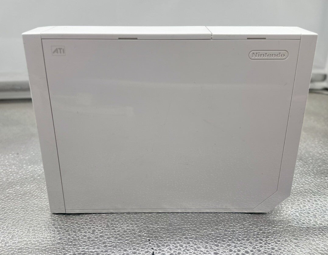 Nintendo Wii Console Model RVL-001 PAL + Controller + Cables 5357