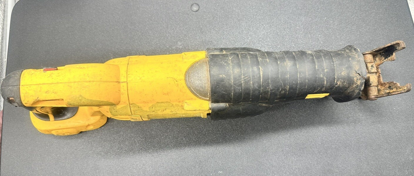 Dewalt 18V Reciprocating / Saber Saw In OK Condition 6544
