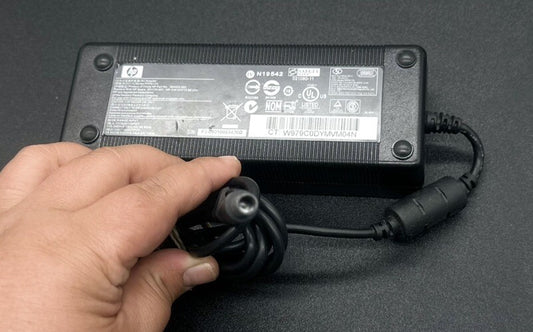 GENUINE HP PPP017H AC ADAPTER 316688-002 18.5V 6.5A In Good Condition 5853