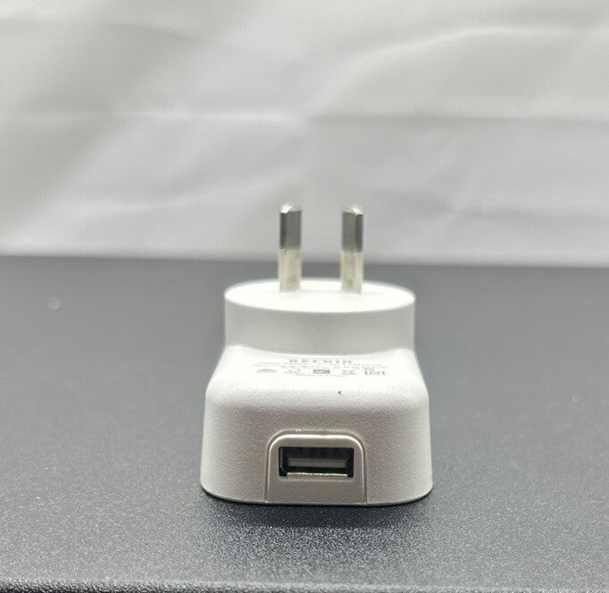 BELKIN F8Z121 Power Adapter ONLY In Good Condition 5527