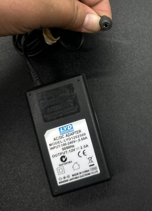 Lianyunda Power Supply Adapter Model LYD1202500 -12v 2.5A In Good Condition 6612
