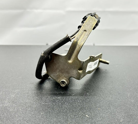 Nissan Skyline R33 GTST Boost Control Solenoid Valve with Bracket UNTESTED 8252