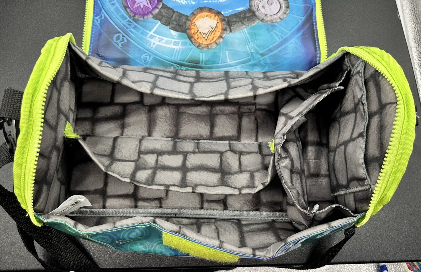 Skylanders Spyro's Adventure carry Case. Skylanders carry case shoulder bag 8185