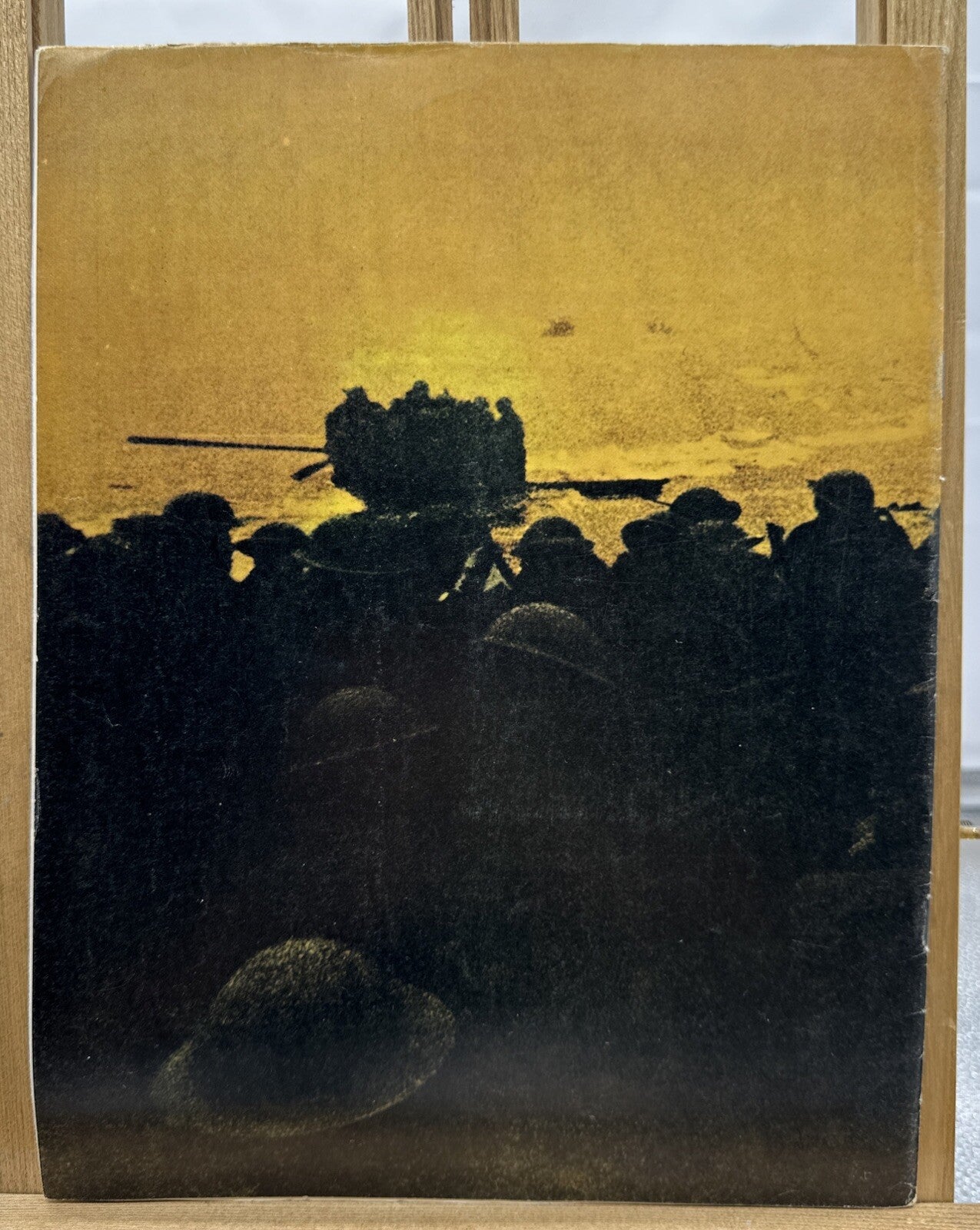 History Of The Second World War II VOL. 1 NO. 9 Magazine In Good Condition