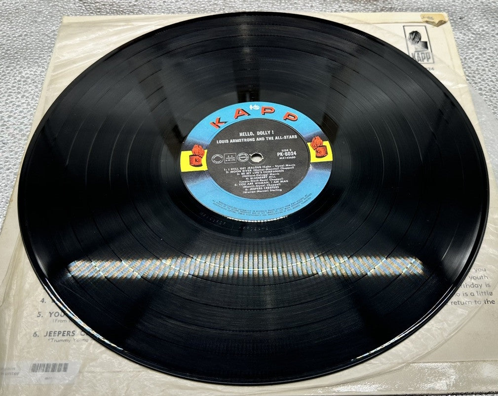 Hello, Dolly ! : Louis Armstrong Record In Good Condition 6977