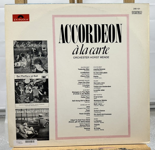 Accordeon A LA Carte Record In Good Condition 6873