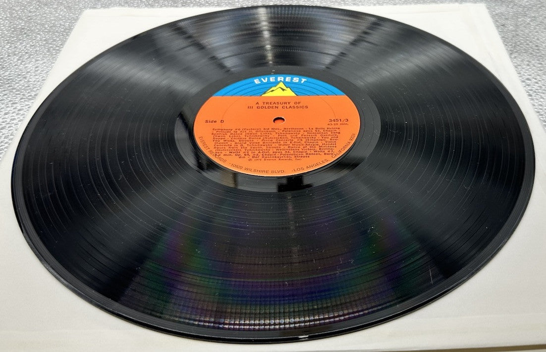A Treasury Of 3 Golden Classics Record In Good Condition 7290