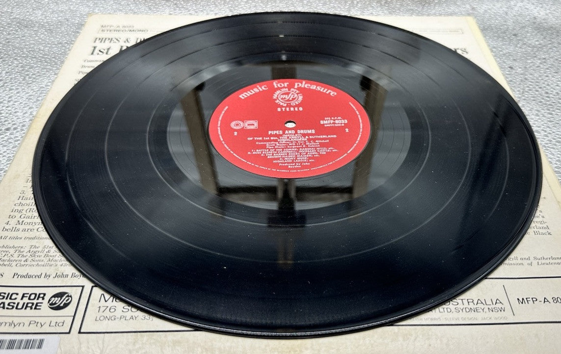 1st Bn Argyll & Sutherland Highlanders - Pipes & Drums Record In GC 7316